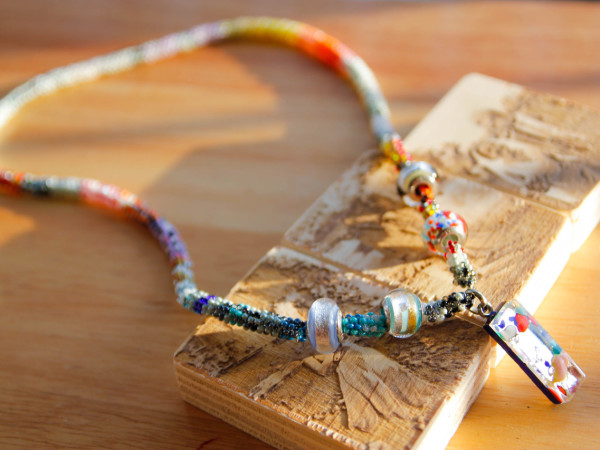 Tubular Necklace with Murano glass beads